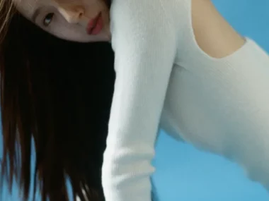 KRYSTAL – Solitary