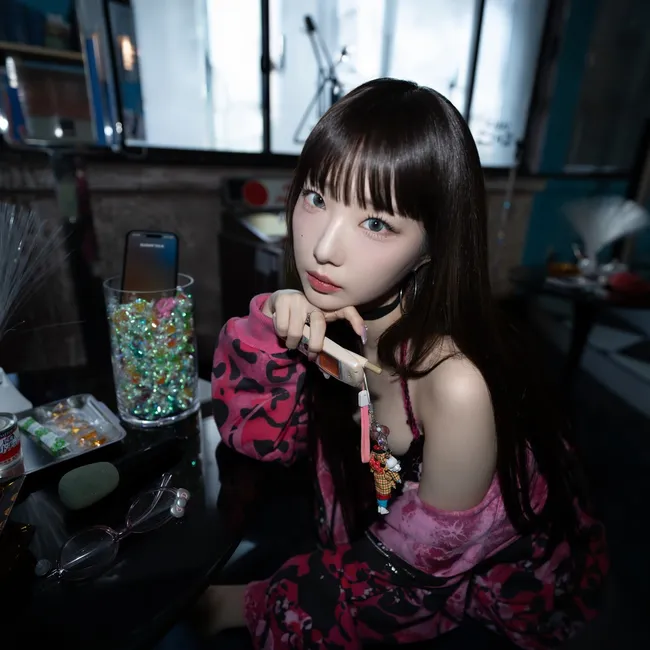 YEOJIN – Lv1 YEOJIN – Lv1