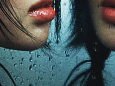 Yves – NAIL
