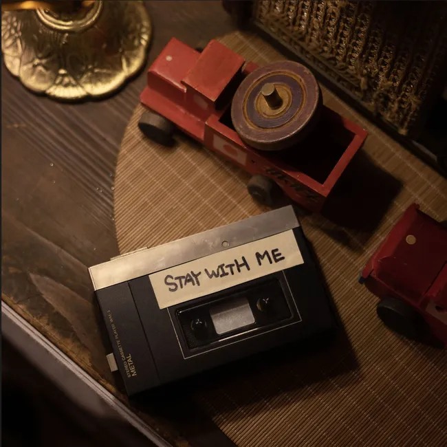 YEAHSHINE – Stay with me