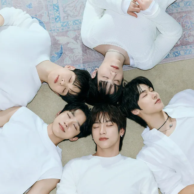 N.Flying – In Between Seasons N.Flying – In Between Seasons