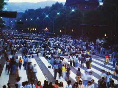V.A. – People Waiting for the Rain (At Dongsung-ro)